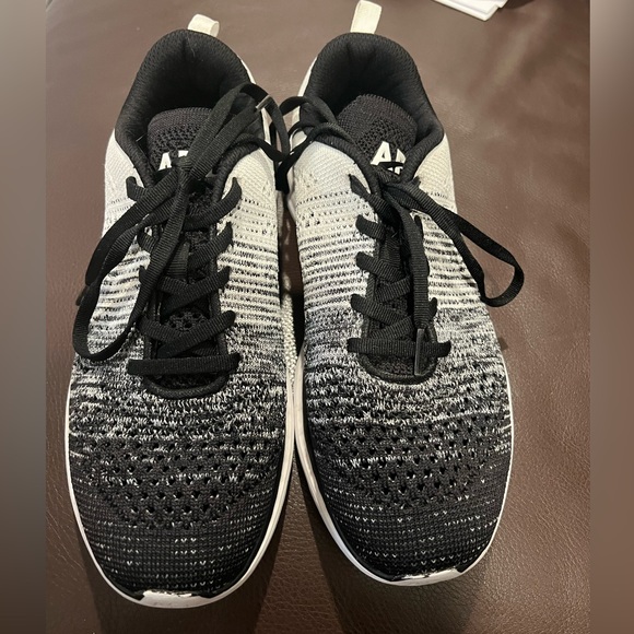 APL sneakers - Picture 2 of 6